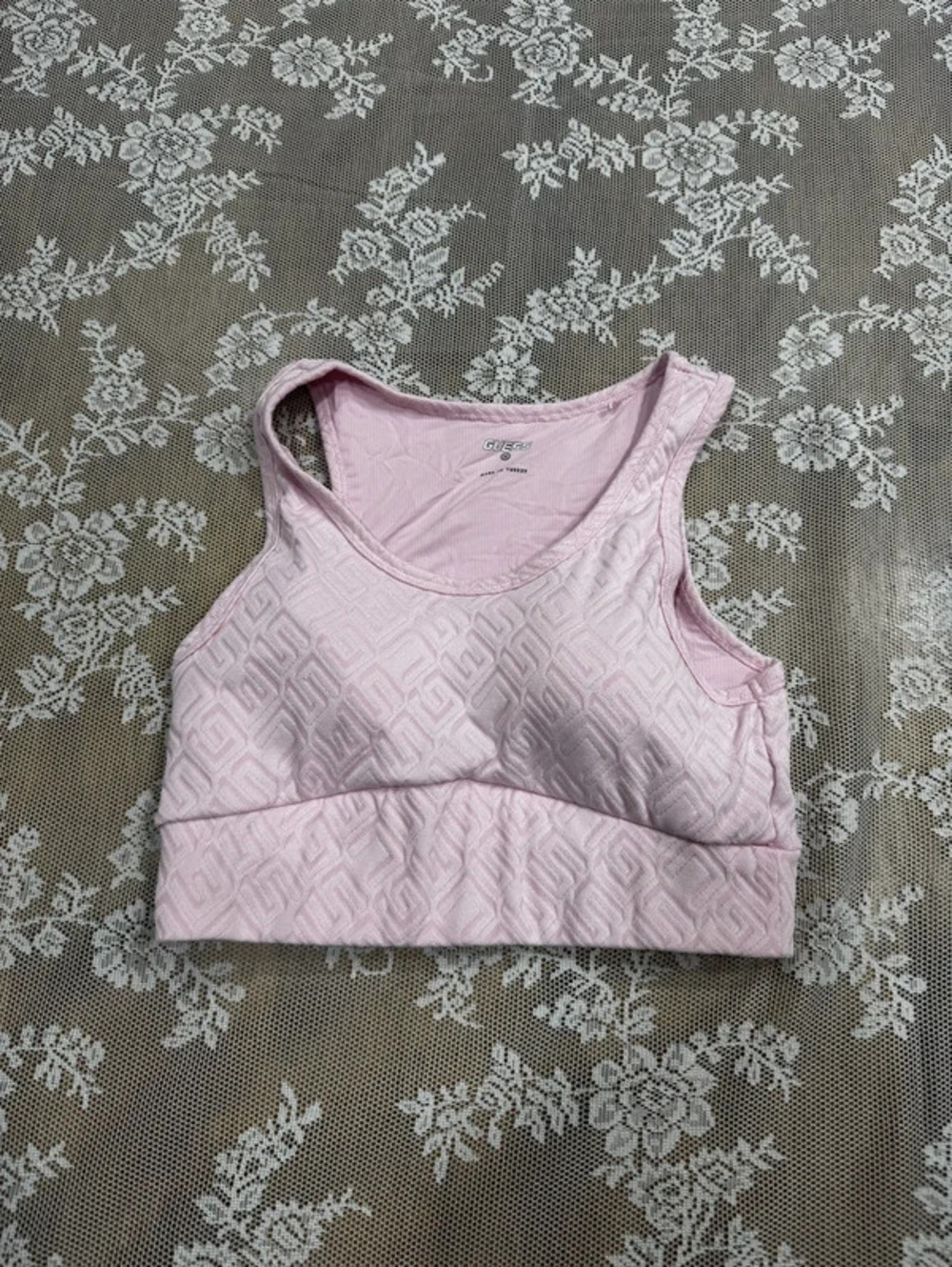 pink sports bra